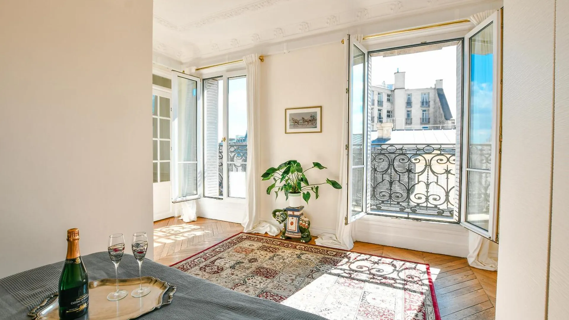 Eiffel Tower View Rose, Apartment #1 Paris